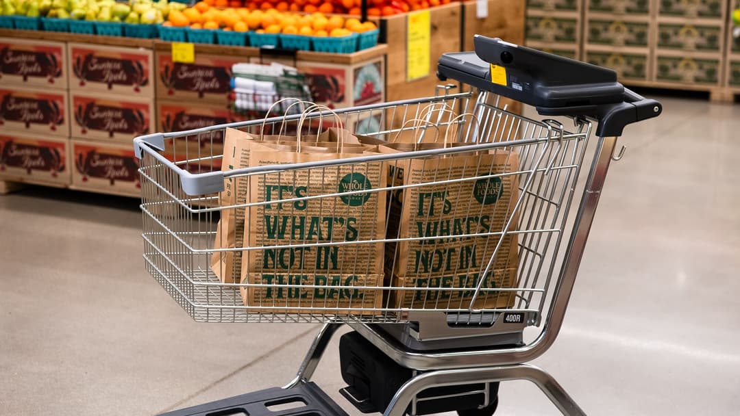 Amazon’s smart shopping cart for Whole Foods gets bigger, lighter, and adds tap-to-pay