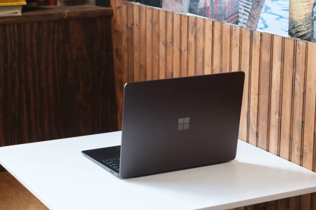 Microsoft planning Surface Laptop with an OLED display