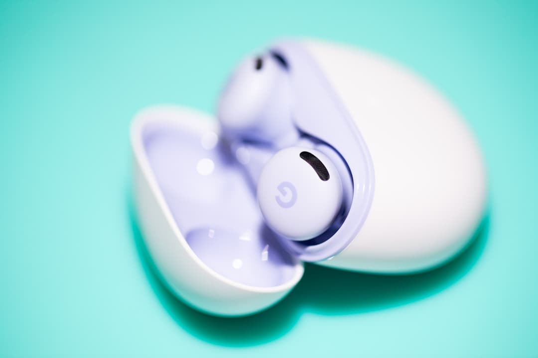 Google brings back Black Friday prices for earbuds, phones, and more