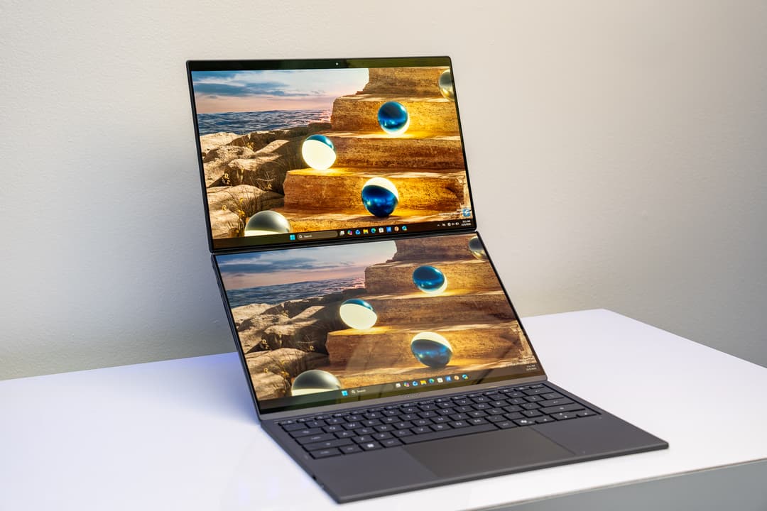 Asus’ Zenbook Duo dual-screen laptop gets Intel’s new chip and a more seamless hinge