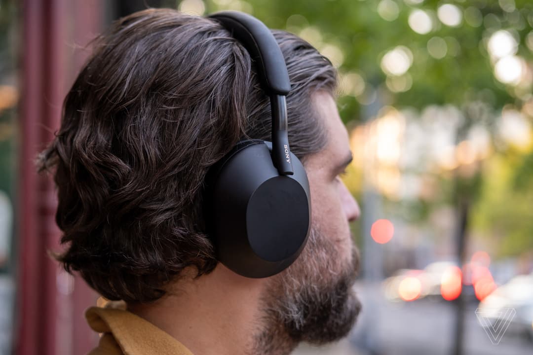 Sony’s noise-canceling WH-1000XM5 headphones are a Prime Day steal at $150 off