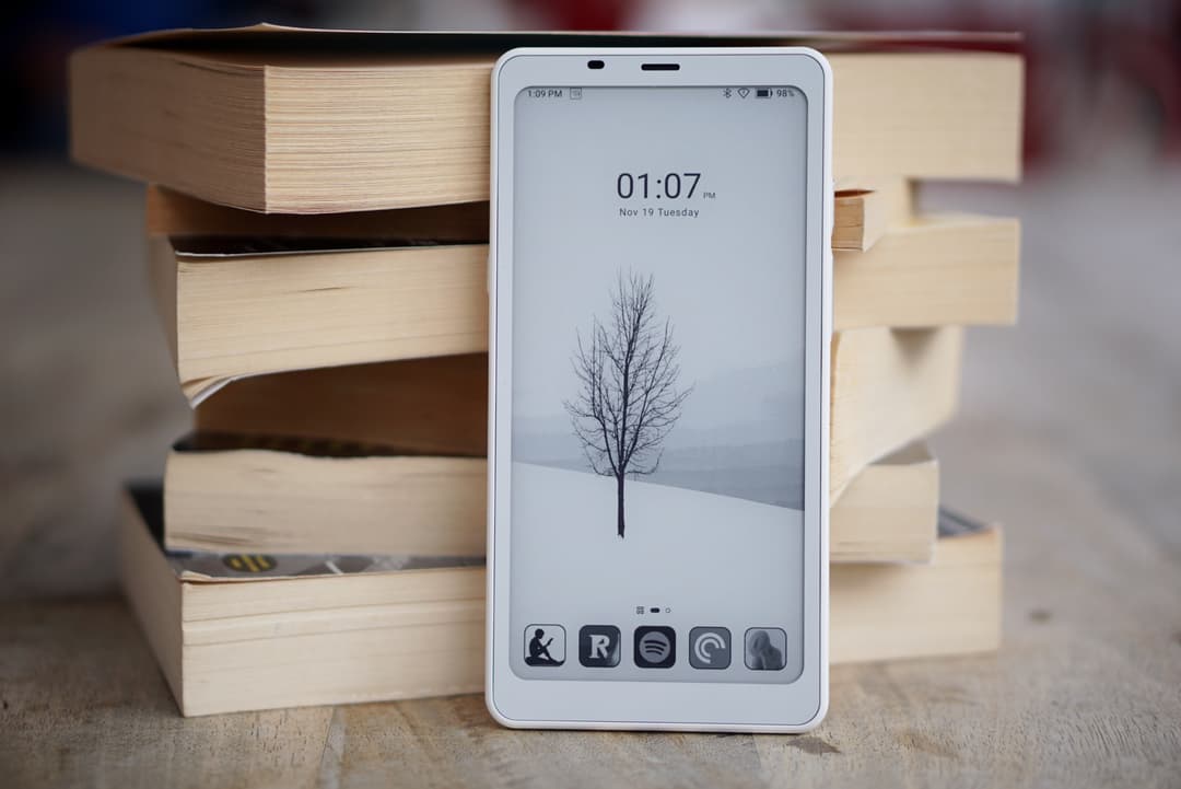 The Boox Palma 2 e-book reader is now $84 off